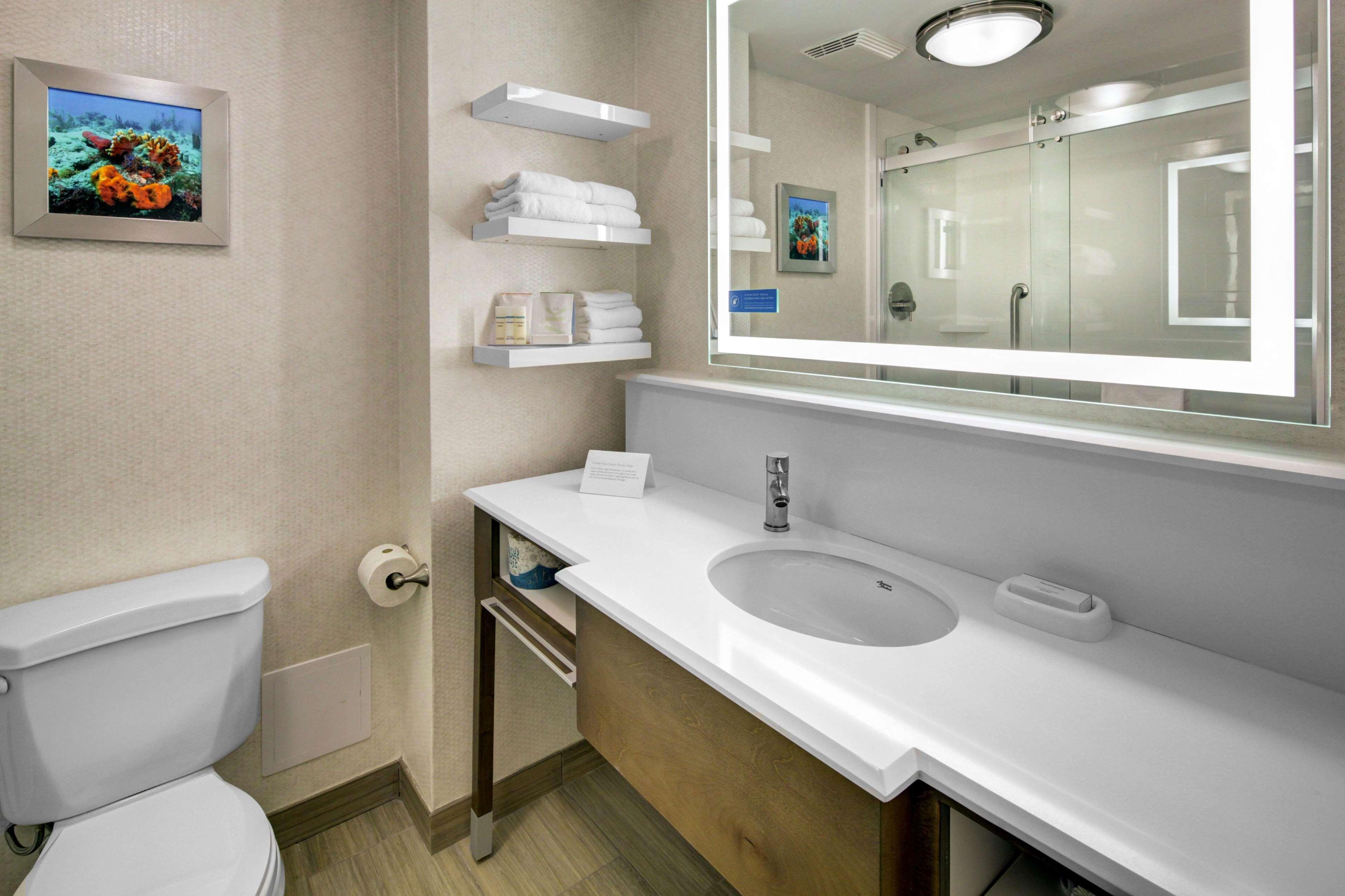 Hampton Inn Pembroke Pines Exterior photo