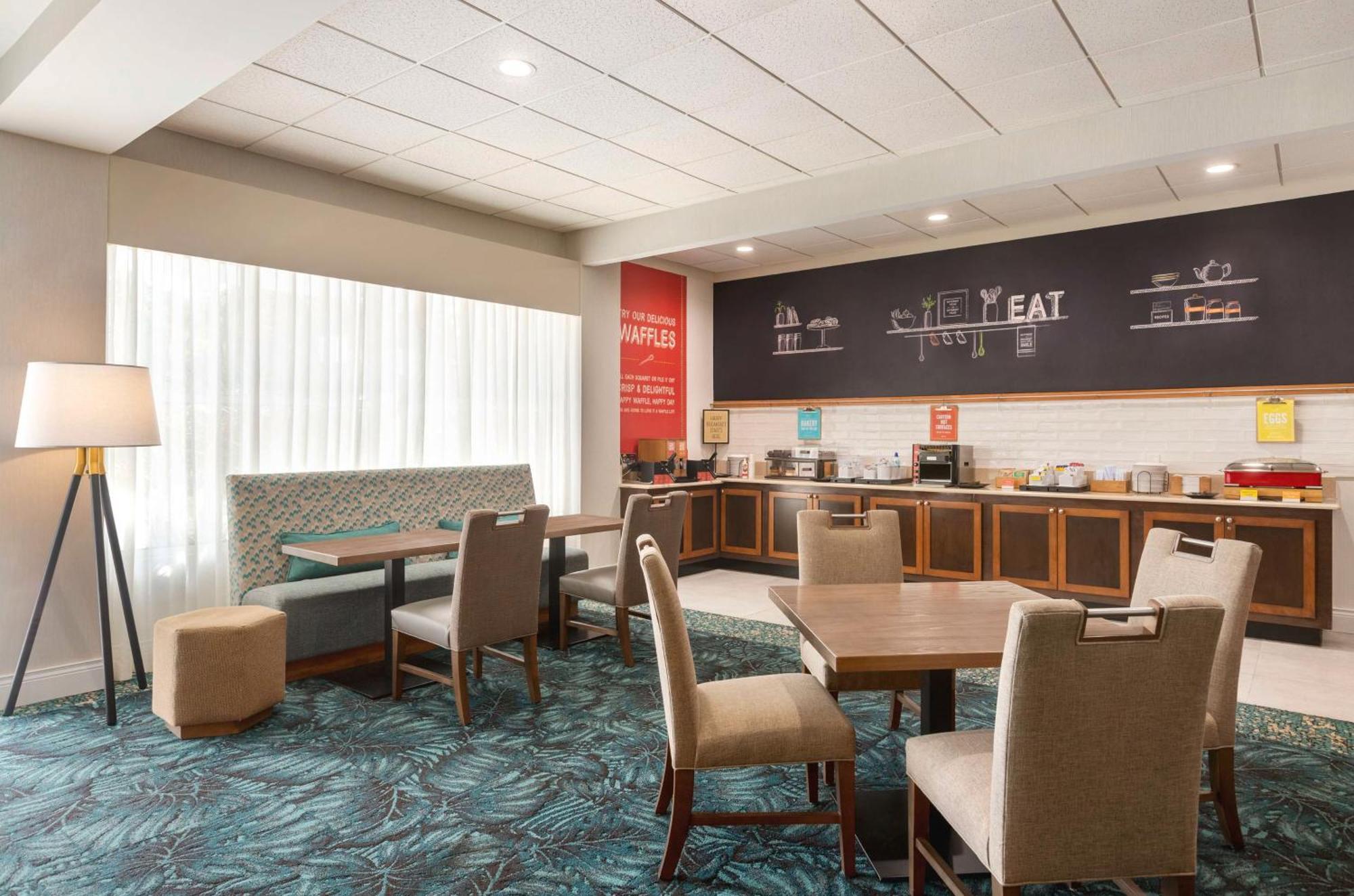 Hampton Inn Pembroke Pines Exterior photo